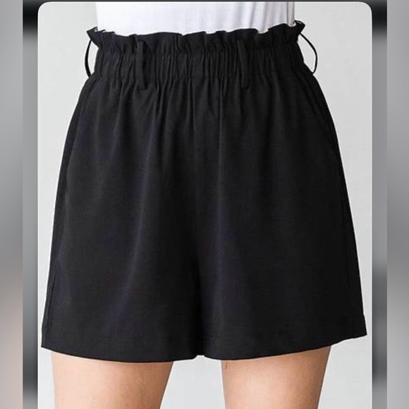 Black Paperback Short - Picture 1 of 5